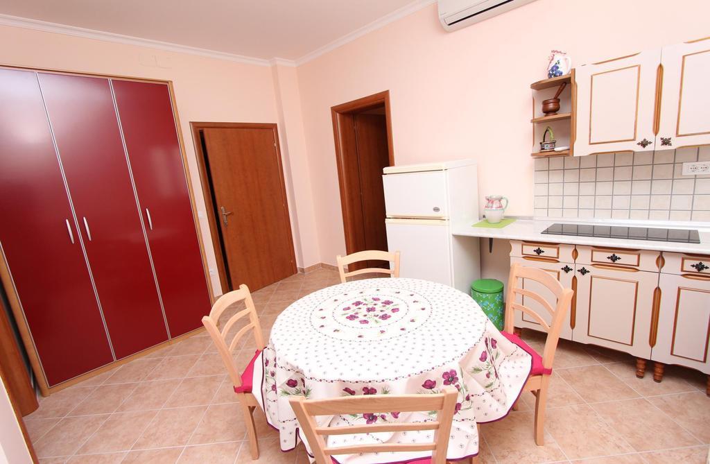 Apartments Casa Menis Rovinj Szoba fotó
