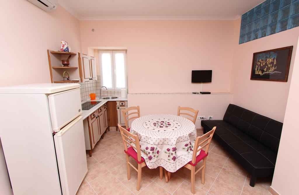 Apartments Casa Menis Rovinj Szoba fotó